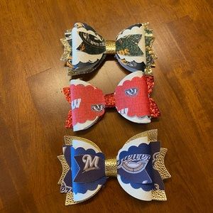Wisconsin Sports Bows